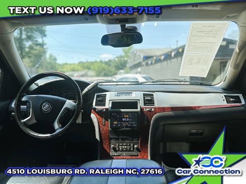 Used 2008 Cadillac Escalade AWD image 10