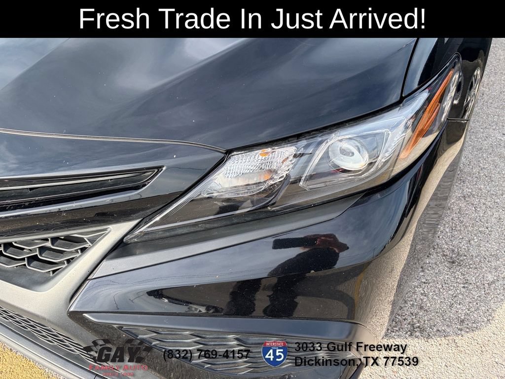 Used 2026 Toyota Camry XLE FWD image 4