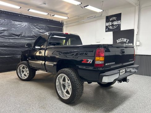 Used 1999 Chevrolet Silverado 1500 LS w/ Off-Road Chassis Pkg AWD/4WD image 4