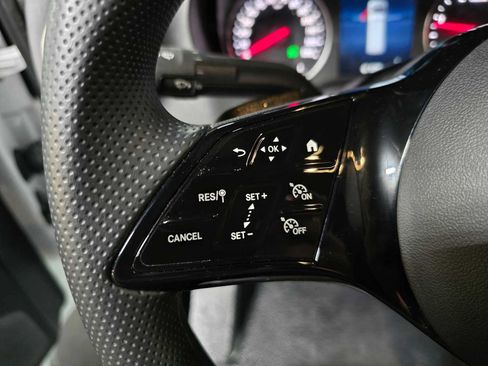 Used 2025 Mercedes-Benz Sprinter 2500 image 29
