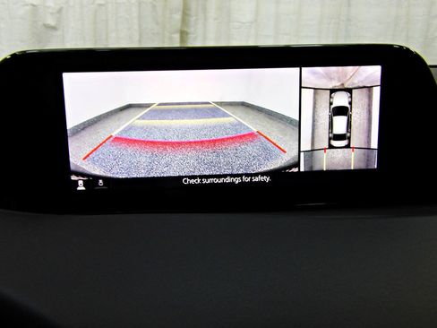 Used 2022 MAZDA MAZDA3 s AWD/4WD image 17