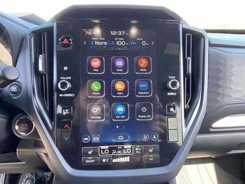 Used 2025 Subaru Forester Premium image 16