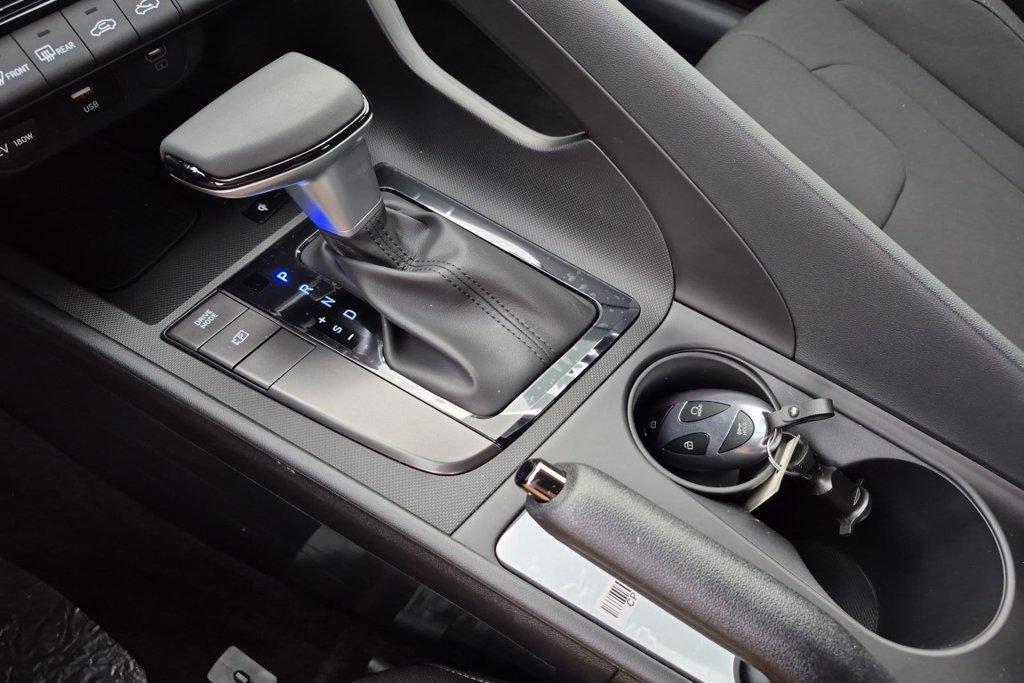 New 2026 Hyundai Elantra SEL Sport FWD image 26