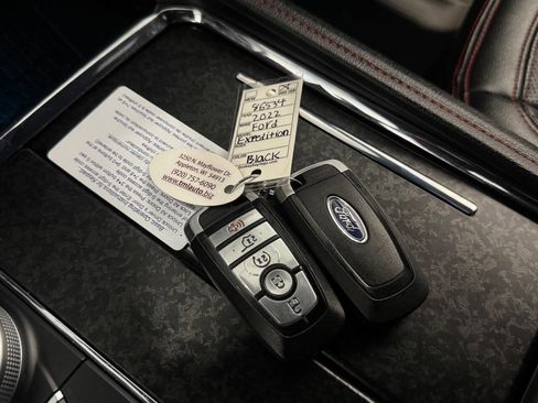 Used 2022 Ford Expedition Max Limited image 56