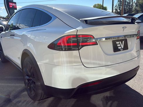 Used 2019 Tesla Model X Performance AWD/4WD image 6