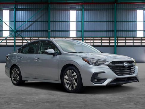 Used 2025 Subaru Legacy Limited AWD/4WD image 6