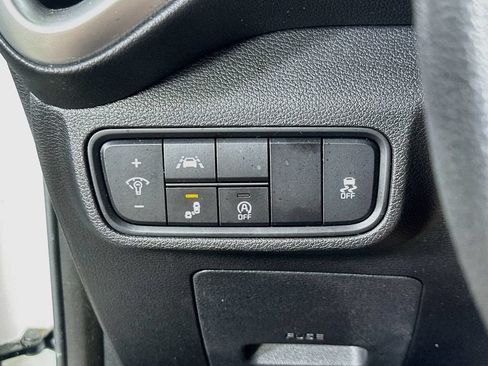 Used 2020 Kia Soul S FWD image 21