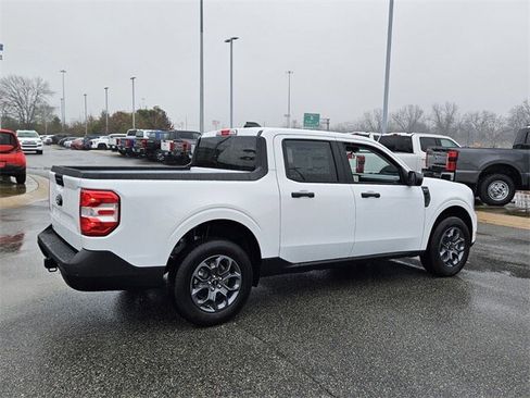 New 2025 Ford Maverick XLT w/ XLT Luxury Package image 11