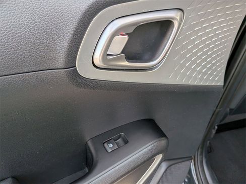 Used 2024 Kia Soul LX w/ Option Group 015 image 25