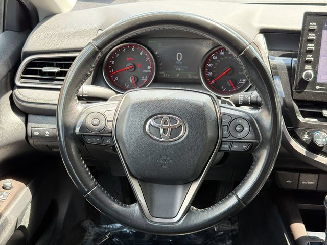 Used 2023 Toyota Camry XSE FWD image 13