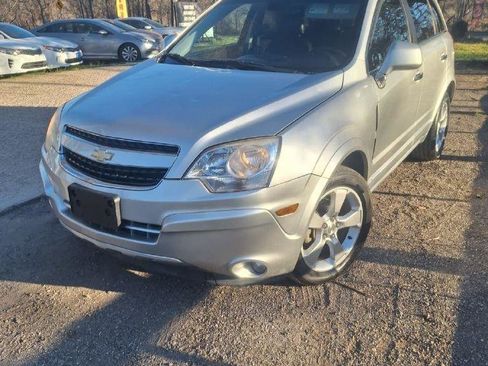 Used 2014 Chevrolet Captiva Sport LTZ image 1
