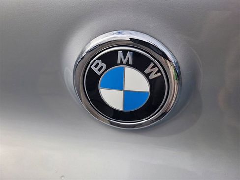 Used 2022 BMW X2 sDrive28i w/ Convenience Package image 10