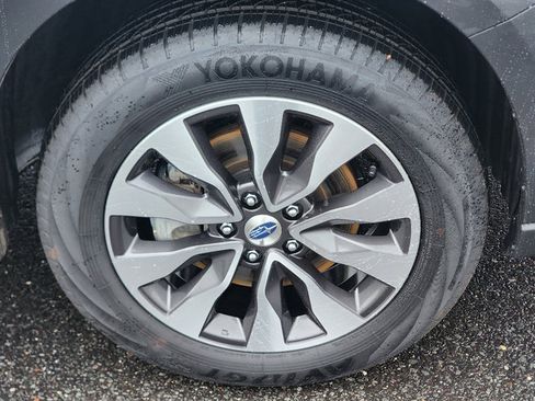 Certified 2025 Subaru Outback Limited image 4