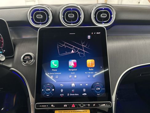 Used 2026 Mercedes-Benz GLC 300 image 14