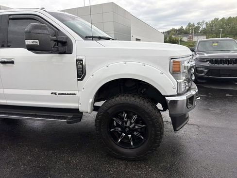 Used 2021 Ford F250 Lariat w/ Chrome Package AWD/4WD image 2