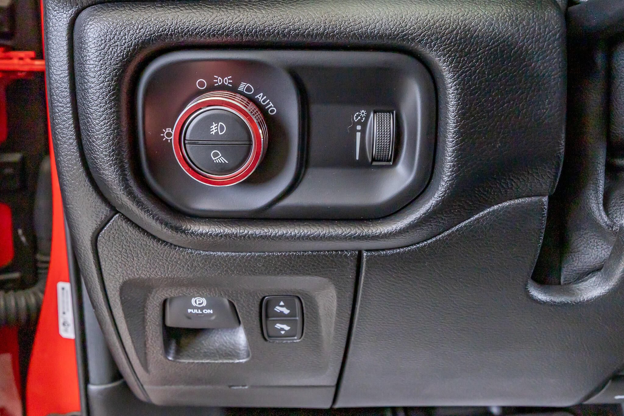 Used 2020 RAM 1500 Big Horn AWD/4WD image 15