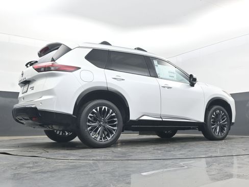 New 2026 Nissan Rogue Platinum AWD/4WD image 30
