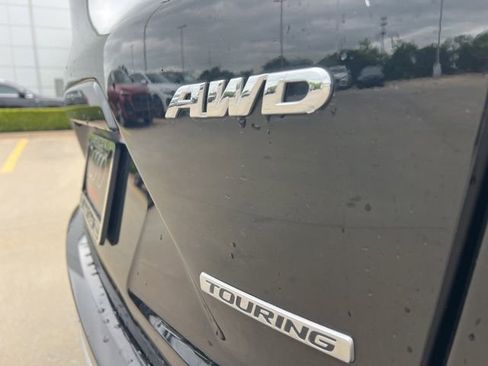 Used 2018 Honda CR-V Touring image 12