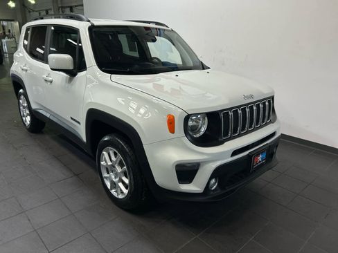 Used 2020 Jeep Renegade Latitude w/ Popular Equipment Group AWD/4WD image 2