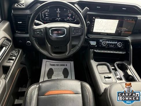 Used 2024 GMC Sierra 2500 AT4 w/ AT4 Premium Plus Package AWD/4WD image 12