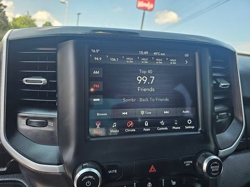 Used 2021 RAM 1500 Big Horn AWD/4WD image 31