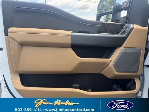 New 2025 Ford F350 Lariat w/ Lariat Ultimate Package image 19
