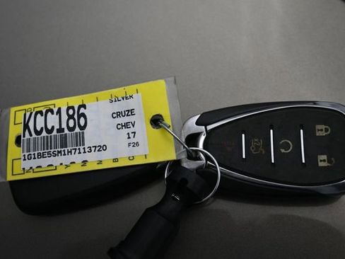 Used 2017 Chevrolet Cruze LT w/ Convenience Package FWD image 47
