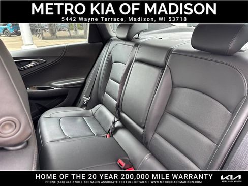 Used 2017 Chevrolet Malibu Premier w/ Driver Confidence Package FWD image 28