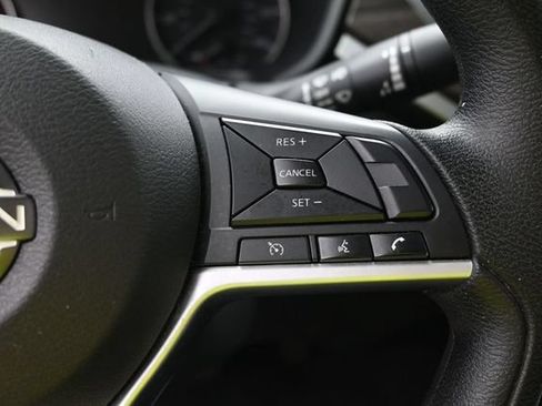 Used 2025 Nissan Altima 2.5 SV FWD image 26