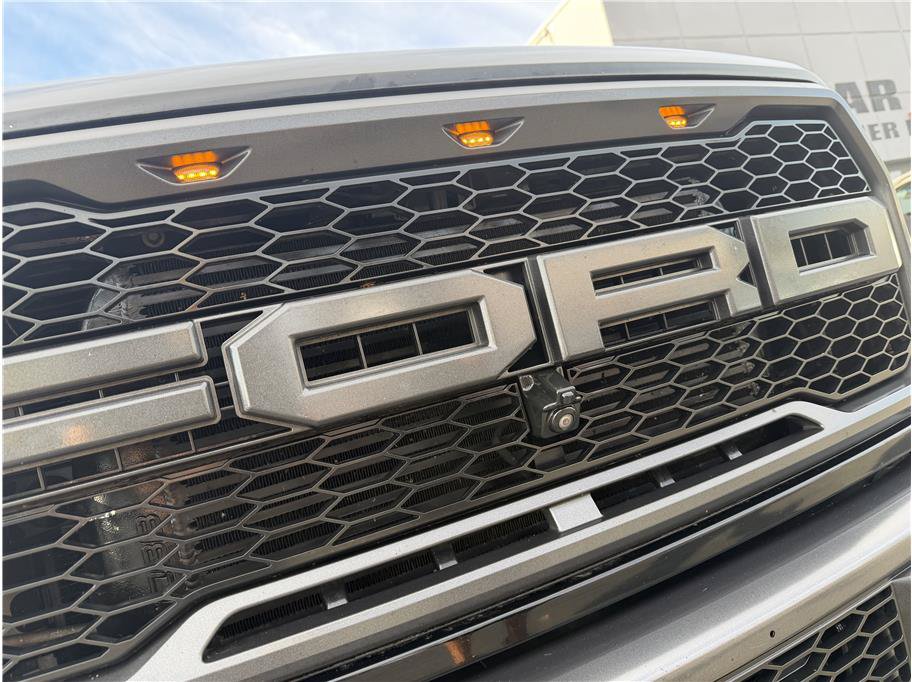 Used 2018 Ford F150 Raptor w/ Equipment Group 802A Luxury AWD/4WD image 24