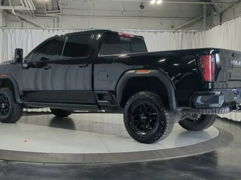 Used 2025 GMC Sierra 2500 AT4X AWD/4WD image 6