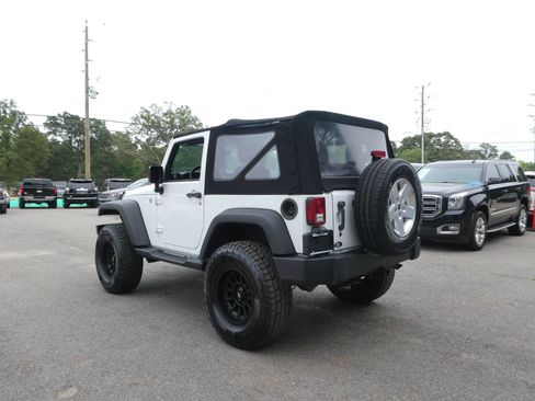 Used 2014 Jeep Wrangler Sport w/ Quick Order Package 24S AWD/4WD image 8