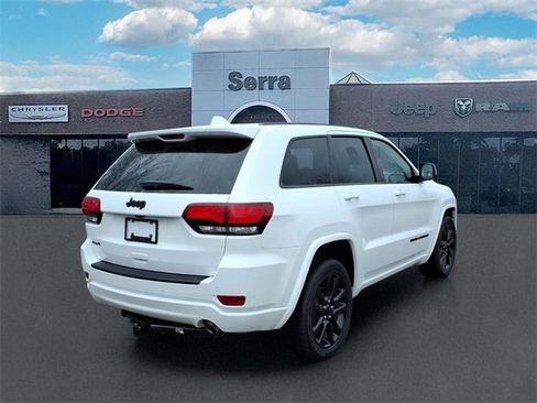 Used 2019 Jeep Grand Cherokee Altitude image 6