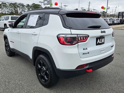 Used 2024 Jeep Compass Trailhawk image 10