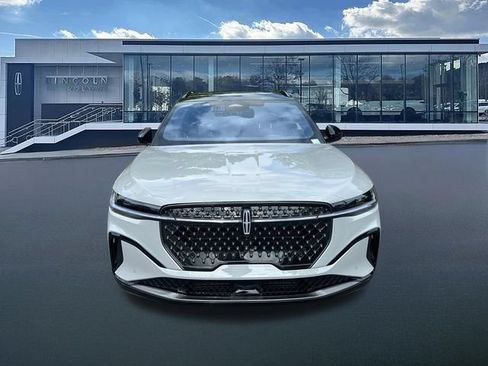 New 2026 Lincoln Nautilus Reserve w/ Jet Appearance Package AWD/4WD image 2