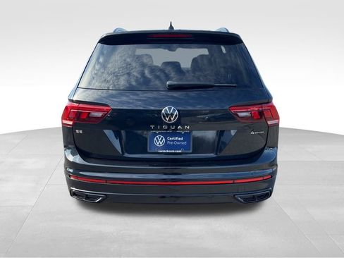 Used 2022 Volkswagen Tiguan SE R-Line image 6