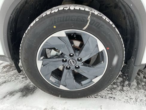 New 2026 Nissan Rogue SV w/ SV Premium Package image 9