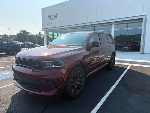 Used 2025 Dodge Durango GT AWD/4WD image 2