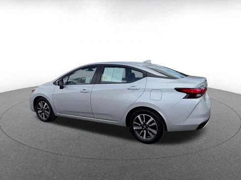 Used 2025 Nissan Versa SV FWD image 10