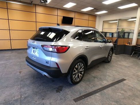 Certified 2020 Ford Escape Titanium image 7