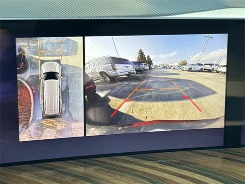 Used 2025 Cadillac Escalade ESV Premium Luxury Platinum w/ LPO, Radiant Package image 30