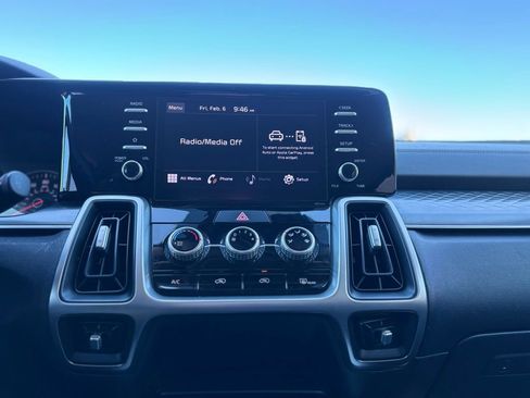 Used 2021 Kia Sorento LX image 25