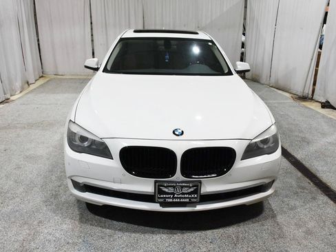 Used 2012 BMW 740i RWD image 2