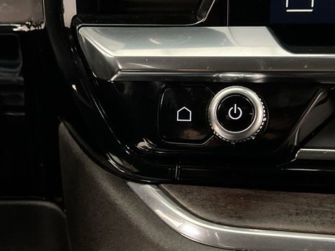 Used 2025 GMC Sierra 1500 SLT image 50