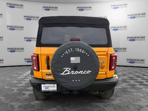 Used 2021 Ford Bronco Badlands image 4