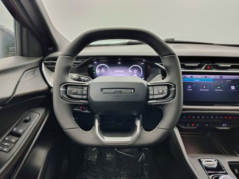 New 2026 Jeep Cherokee Limited AWD/4WD image 32