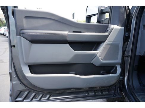 Used 2023 Ford F250 XLT image 14