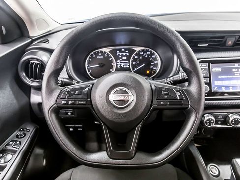 Used 2025 Nissan Kicks Play S FWD image 19