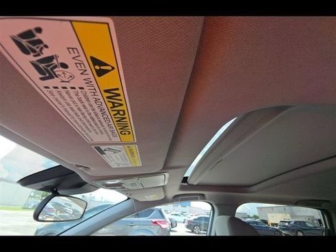Used 2019 Honda CR-V EX image 4