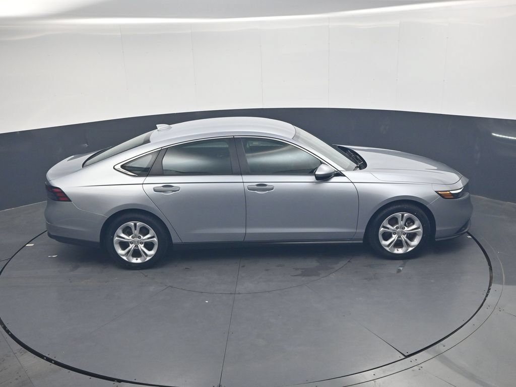 Used 2023 Honda Accord LX image 23